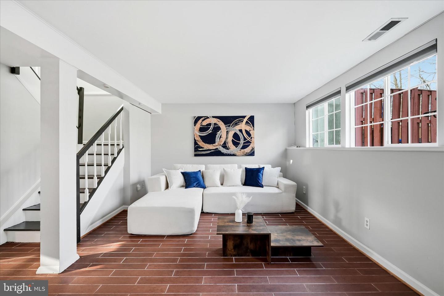 5211 PLEASURE COVE CT, ALEXANDRIA, Virginia 22315, 3 Bedrooms Bedrooms, ,2 BathroomsBathrooms,Residential,For sale,5211 PLEASURE COVE CT,VAFX2289416 MLS # VAFX2289416