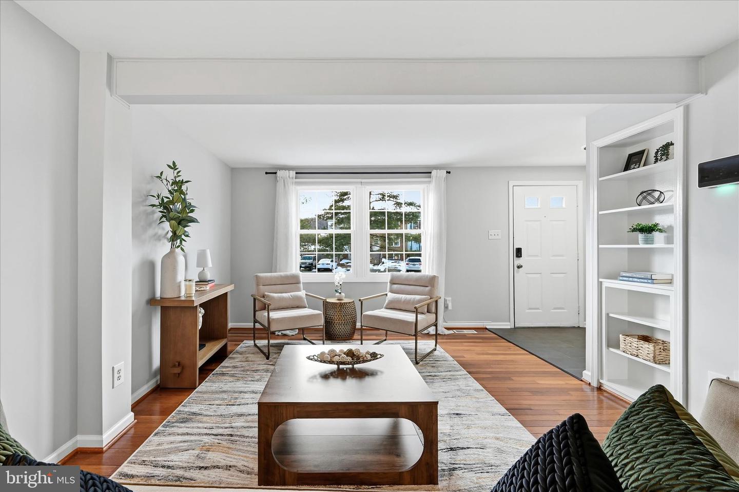 5211 PLEASURE COVE CT, ALEXANDRIA, Virginia 22315, 3 Bedrooms Bedrooms, ,2 BathroomsBathrooms,Residential,For sale,5211 PLEASURE COVE CT,VAFX2289416 MLS # VAFX2289416