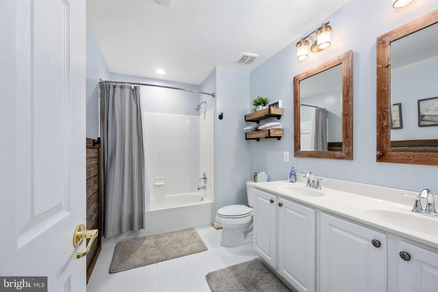 24 GIBSON DR, FREDERICKSBURG, Virginia 22406, 5 Bedrooms Bedrooms, ,5 BathroomsBathrooms,Residential,For sale,24 GIBSON DR,VAST2045850 MLS # VAST2045850 24 GIBSON DR, FREDERICKSBURG, Virginia 22406, 5 Bedrooms Bedrooms, ,5 BathroomsBathrooms,Residential,For sale,24 GIBSON DR,VAST2045850 MLS # VAST2045850