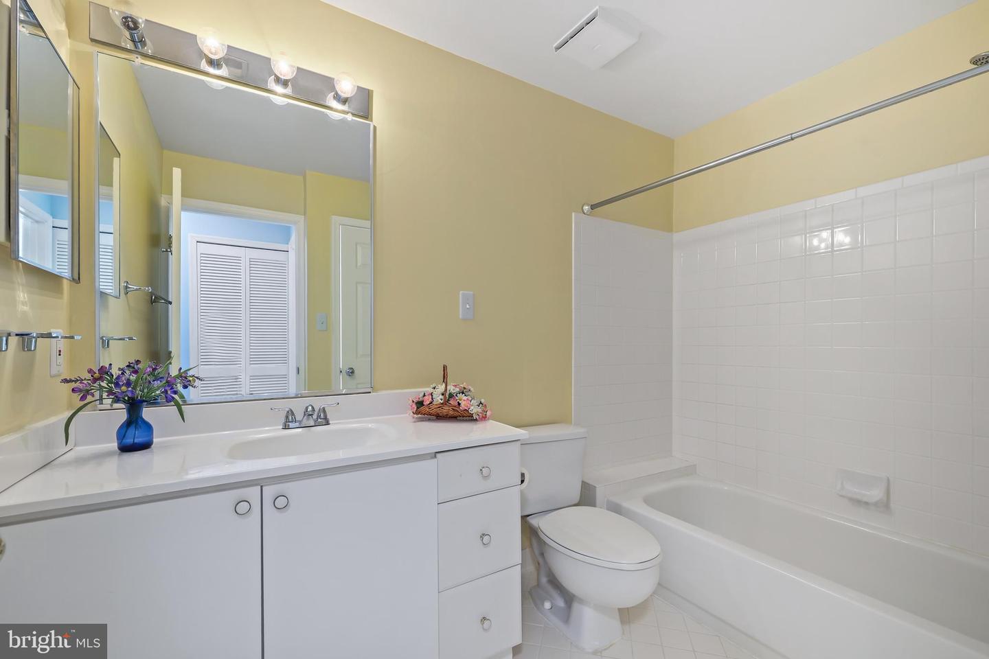 44156 NATALIE TER #301, ASHBURN, Virginia 20147, 2 Bedrooms Bedrooms, ,2 BathroomsBathrooms,Residential,For sale,44156 NATALIE TER #301,VALO2115362 MLS # VALO2115362 44156 NATALIE TER #301, ASHBURN, Virginia 20147, 2 Bedrooms Bedrooms, ,2 BathroomsBathrooms,Residential,For sale,44156 NATALIE TER #301,VALO2115362 MLS # VALO2115362