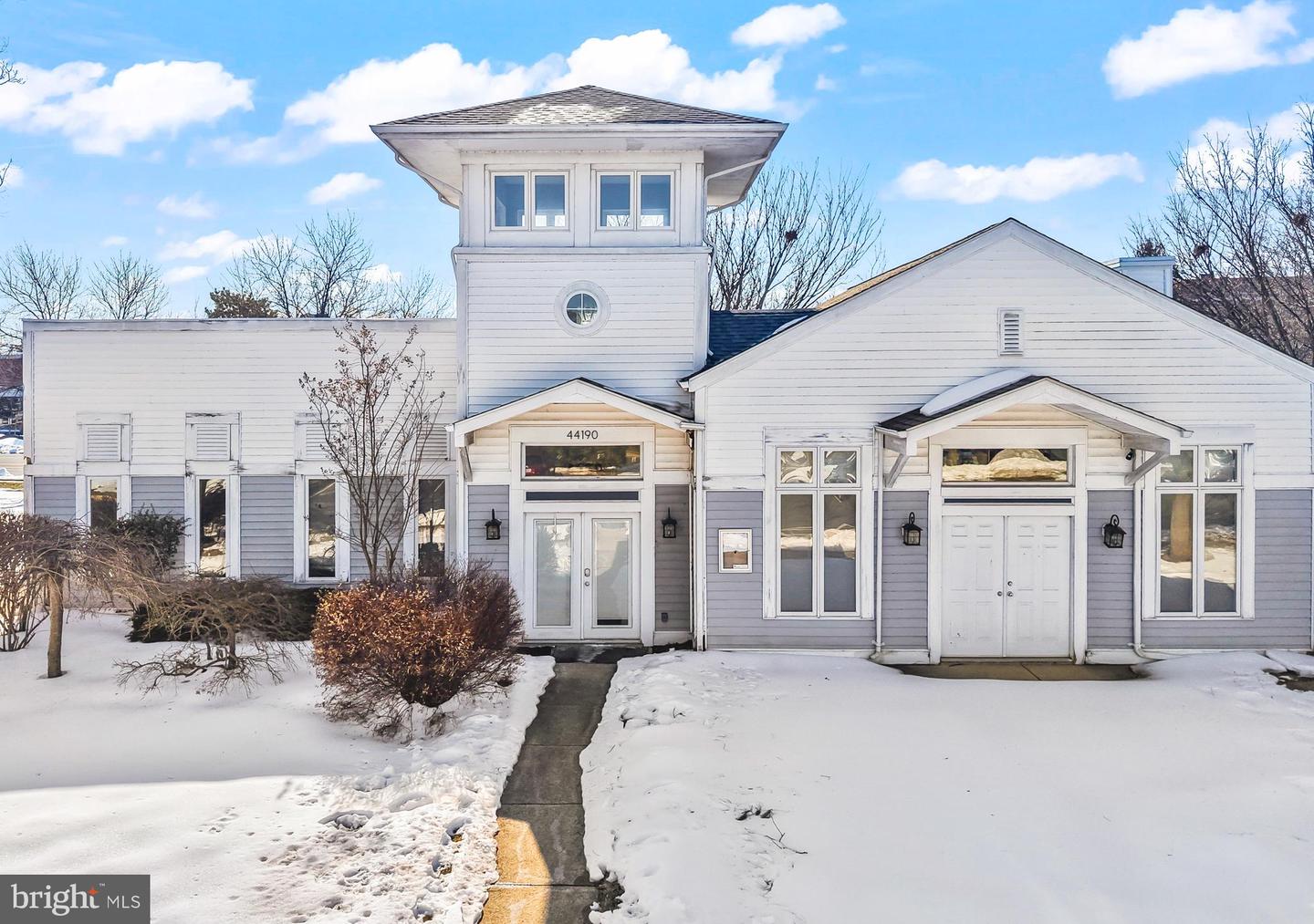 44156 NATALIE TER #301, ASHBURN, Virginia 20147, 2 Bedrooms Bedrooms, ,2 BathroomsBathrooms,Residential,For sale,44156 NATALIE TER #301,VALO2115362 MLS # VALO2115362 44156 NATALIE TER #301, ASHBURN, Virginia 20147, 2 Bedrooms Bedrooms, ,2 BathroomsBathrooms,Residential,For sale,44156 NATALIE TER #301,VALO2115362 MLS # VALO2115362