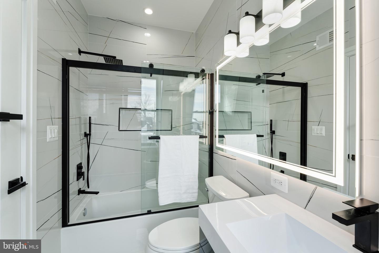 4411 ILLINOIS AVE NW, WASHINGTON, District Of Columbia 20011, 5 Bedrooms Bedrooms, 12 Rooms Rooms,5 BathroomsBathrooms,Residential,For sale,4411 ILLINOIS AVE NW,DCDC2244996 MLS # DCDC2244996 4411 ILLINOIS AVE NW, WASHINGTON, District Of Columbia 20011, 5 Bedrooms Bedrooms, 12 Rooms Rooms,5 BathroomsBathrooms,Residential,For sale,4411 ILLINOIS AVE NW,DCDC2244996 MLS # DCDC2244996