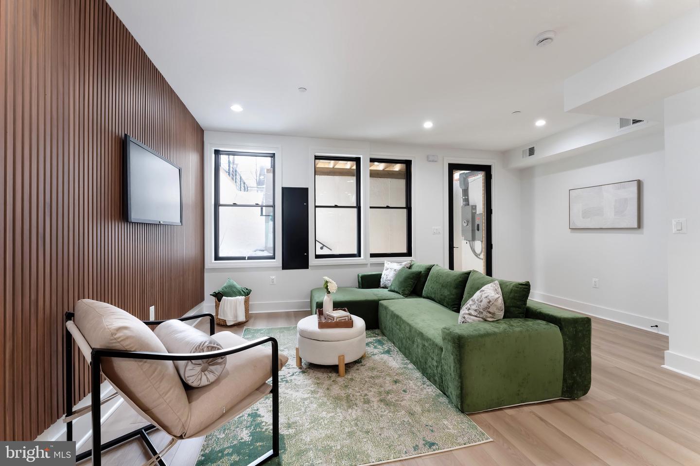 4411 ILLINOIS AVE NW, WASHINGTON, District Of Columbia 20011, 5 Bedrooms Bedrooms, 12 Rooms Rooms,5 BathroomsBathrooms,Residential,For sale,4411 ILLINOIS AVE NW,DCDC2244996 MLS # DCDC2244996 4411 ILLINOIS AVE NW, WASHINGTON, District Of Columbia 20011, 5 Bedrooms Bedrooms, 12 Rooms Rooms,5 BathroomsBathrooms,Residential,For sale,4411 ILLINOIS AVE NW,DCDC2244996 MLS # DCDC2244996