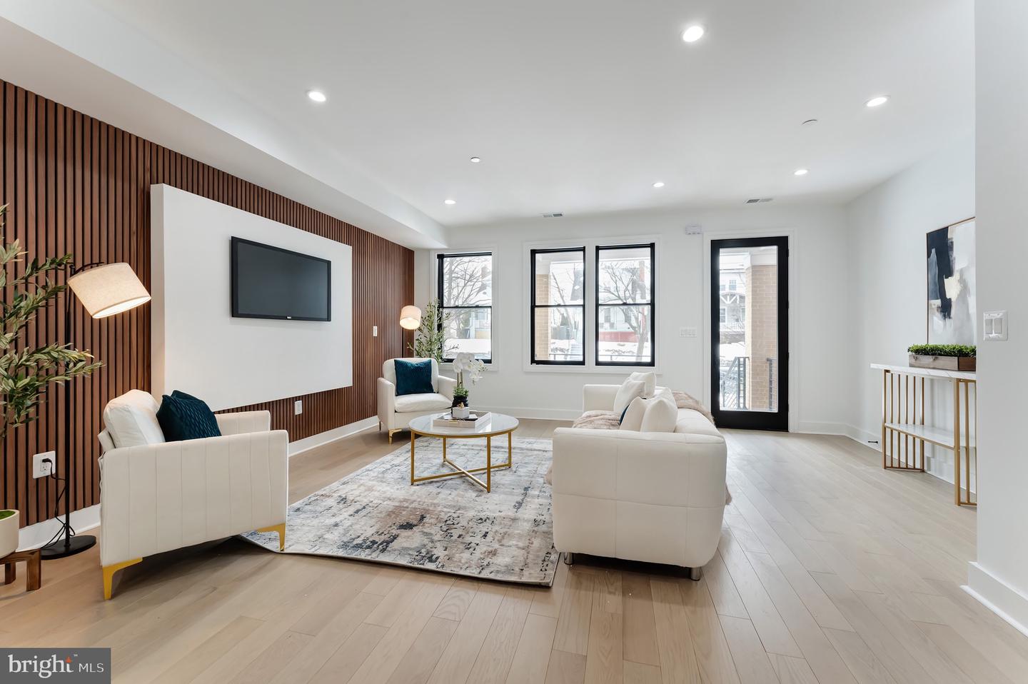 4411 ILLINOIS AVE NW, WASHINGTON, District Of Columbia 20011, 5 Bedrooms Bedrooms, 12 Rooms Rooms,5 BathroomsBathrooms,Residential,For sale,4411 ILLINOIS AVE NW,DCDC2244996 MLS # DCDC2244996 4411 ILLINOIS AVE NW, WASHINGTON, District Of Columbia 20011, 5 Bedrooms Bedrooms, 12 Rooms Rooms,5 BathroomsBathrooms,Residential,For sale,4411 ILLINOIS AVE NW,DCDC2244996 MLS # DCDC2244996