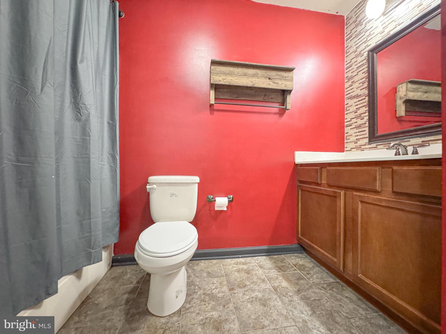 402 BUTTERNUT DR, FREDERICKSBURG, Virginia 22408, 3 Bedrooms Bedrooms, ,2 BathroomsBathrooms,Residential,For sale,402 BUTTERNUT DR,VASP2039120 MLS # VASP2039120