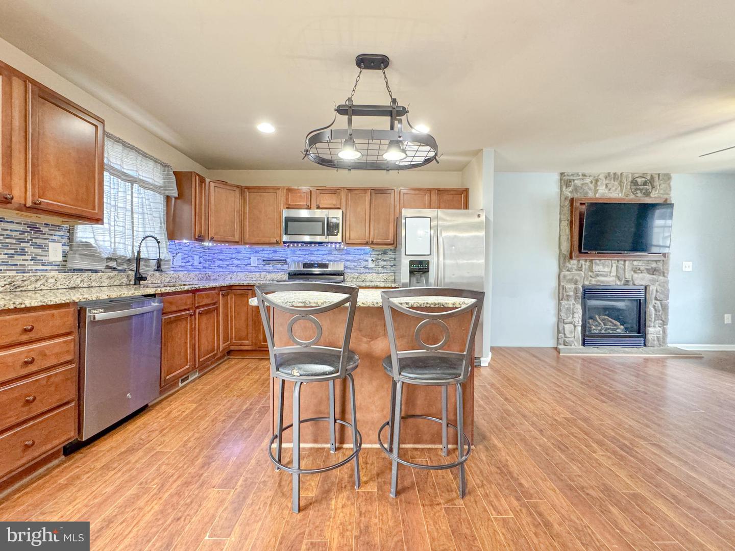 402 BUTTERNUT DR, FREDERICKSBURG, Virginia 22408, 3 Bedrooms Bedrooms, ,2 BathroomsBathrooms,Residential,For sale,402 BUTTERNUT DR,VASP2039120 MLS # VASP2039120