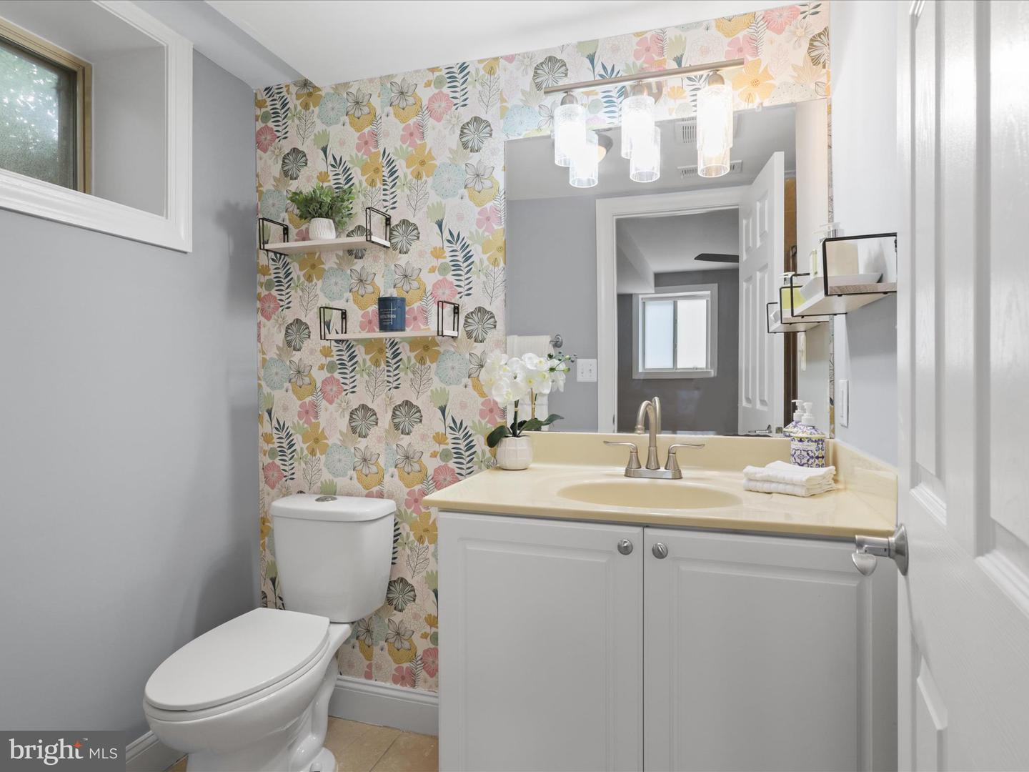 1300 TAYLOR ST NW #4, WASHINGTON, District Of Columbia 20011, 2 Bedrooms Bedrooms, ,2 BathroomsBathrooms,Residential,For sale,1300 TAYLOR ST NW #4,DCDC2245074 MLS # DCDC2245074