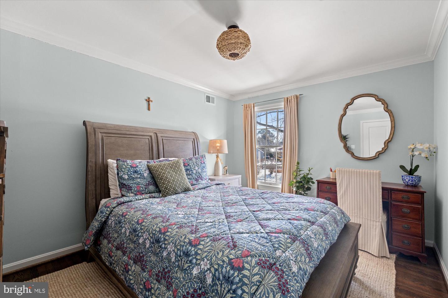 2100 WITTINGTON BLVD, ALEXANDRIA, Virginia 22308, 5 Bedrooms Bedrooms, ,2 BathroomsBathrooms,Residential,For sale,2100 WITTINGTON BLVD,VAFX2289564 MLS # VAFX2289564