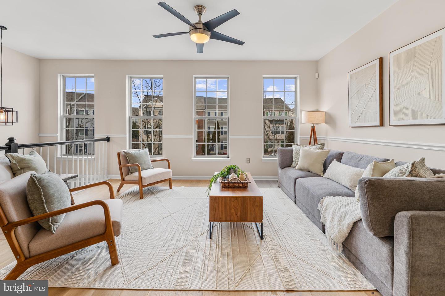 6735 APPLEMINT LN, ALEXANDRIA, Virginia 22310, 3 Bedrooms Bedrooms, ,3 BathroomsBathrooms,Residential,For sale,6735 APPLEMINT LN,VAFX2289628 MLS # VAFX2289628