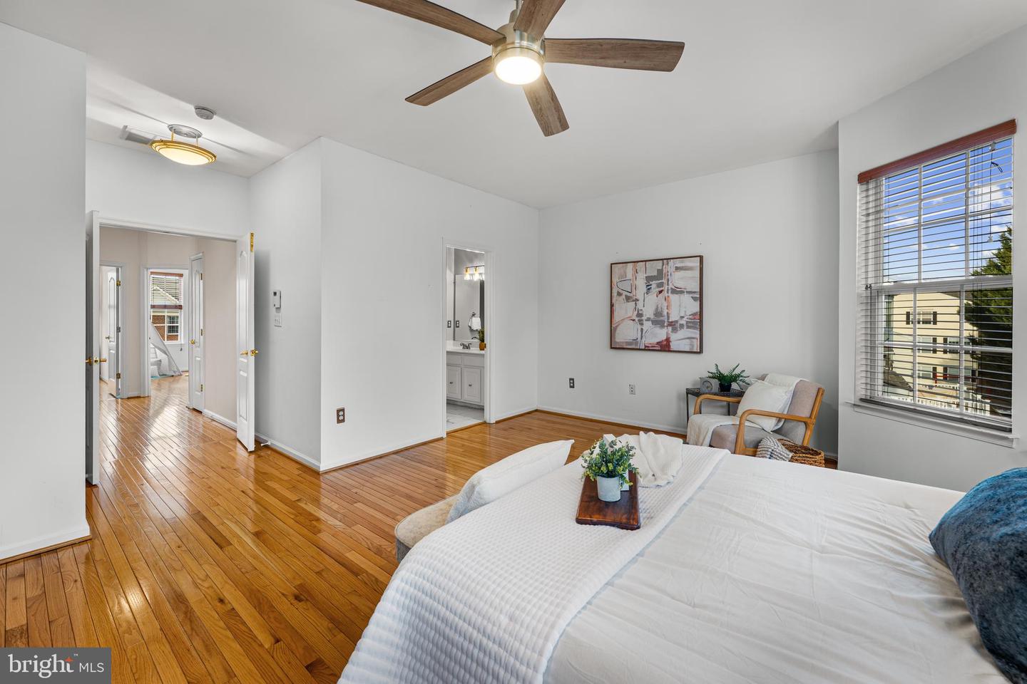 6735 APPLEMINT LN, ALEXANDRIA, Virginia 22310, 3 Bedrooms Bedrooms, ,3 BathroomsBathrooms,Residential,For sale,6735 APPLEMINT LN,VAFX2289628 MLS # VAFX2289628