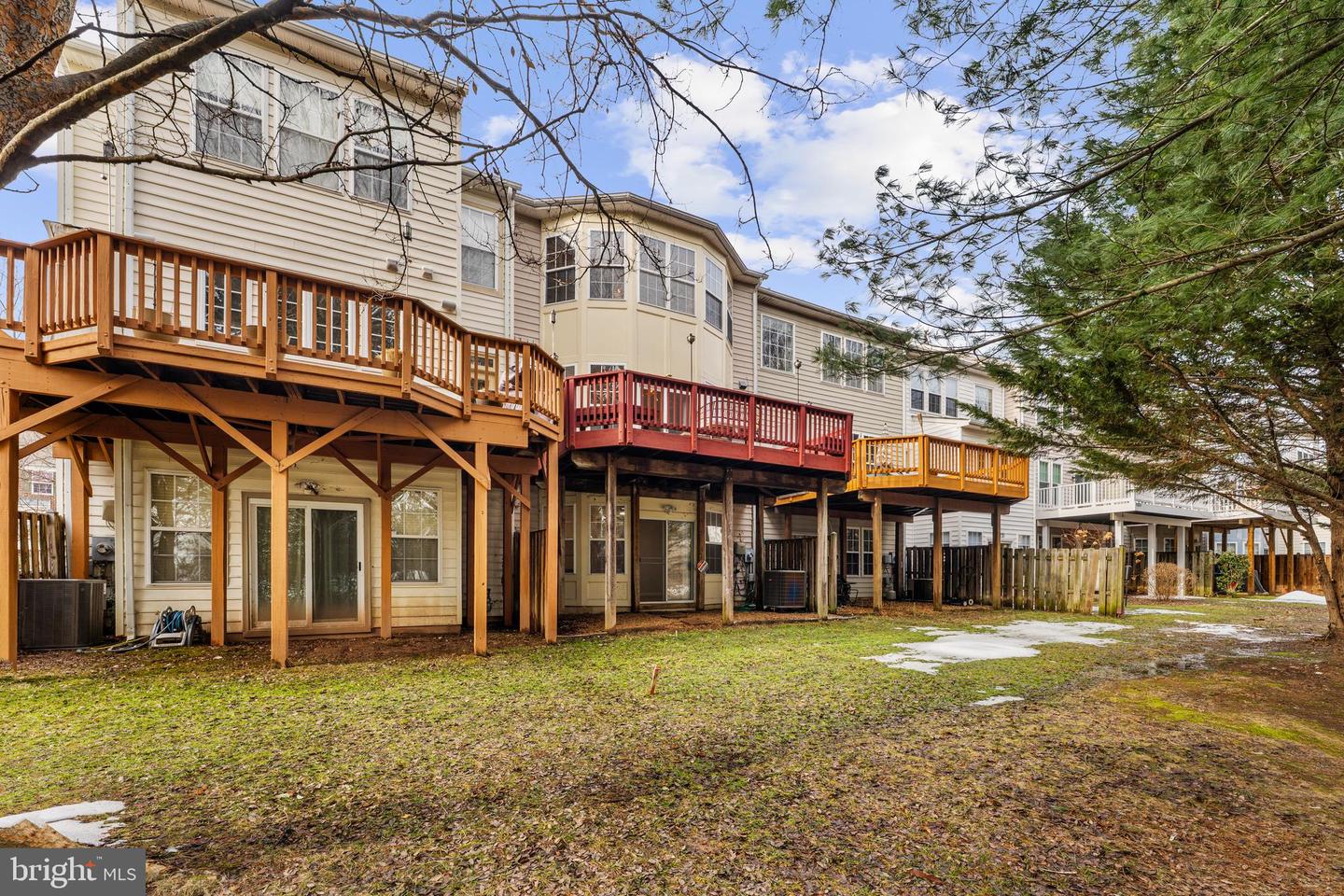 6735 APPLEMINT LN, ALEXANDRIA, Virginia 22310, 3 Bedrooms Bedrooms, ,3 BathroomsBathrooms,Residential,For sale,6735 APPLEMINT LN,VAFX2289628 MLS # VAFX2289628