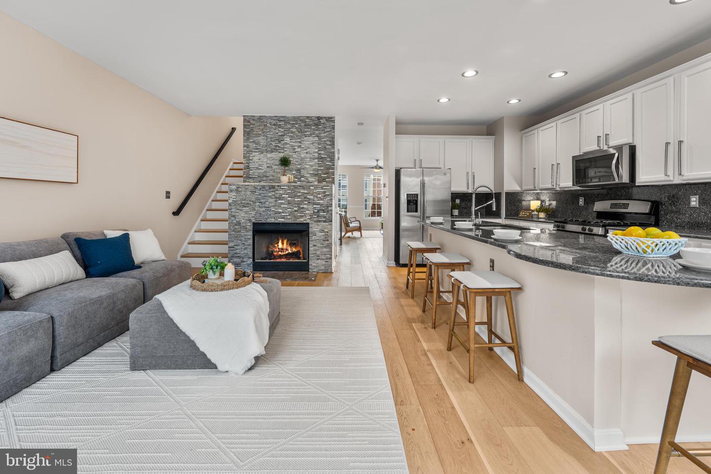 6735 APPLEMINT LN, ALEXANDRIA, Virginia 22310, 3 Bedrooms Bedrooms, ,3 BathroomsBathrooms,Residential,For sale,6735 APPLEMINT LN,VAFX2289628 MLS # VAFX2289628