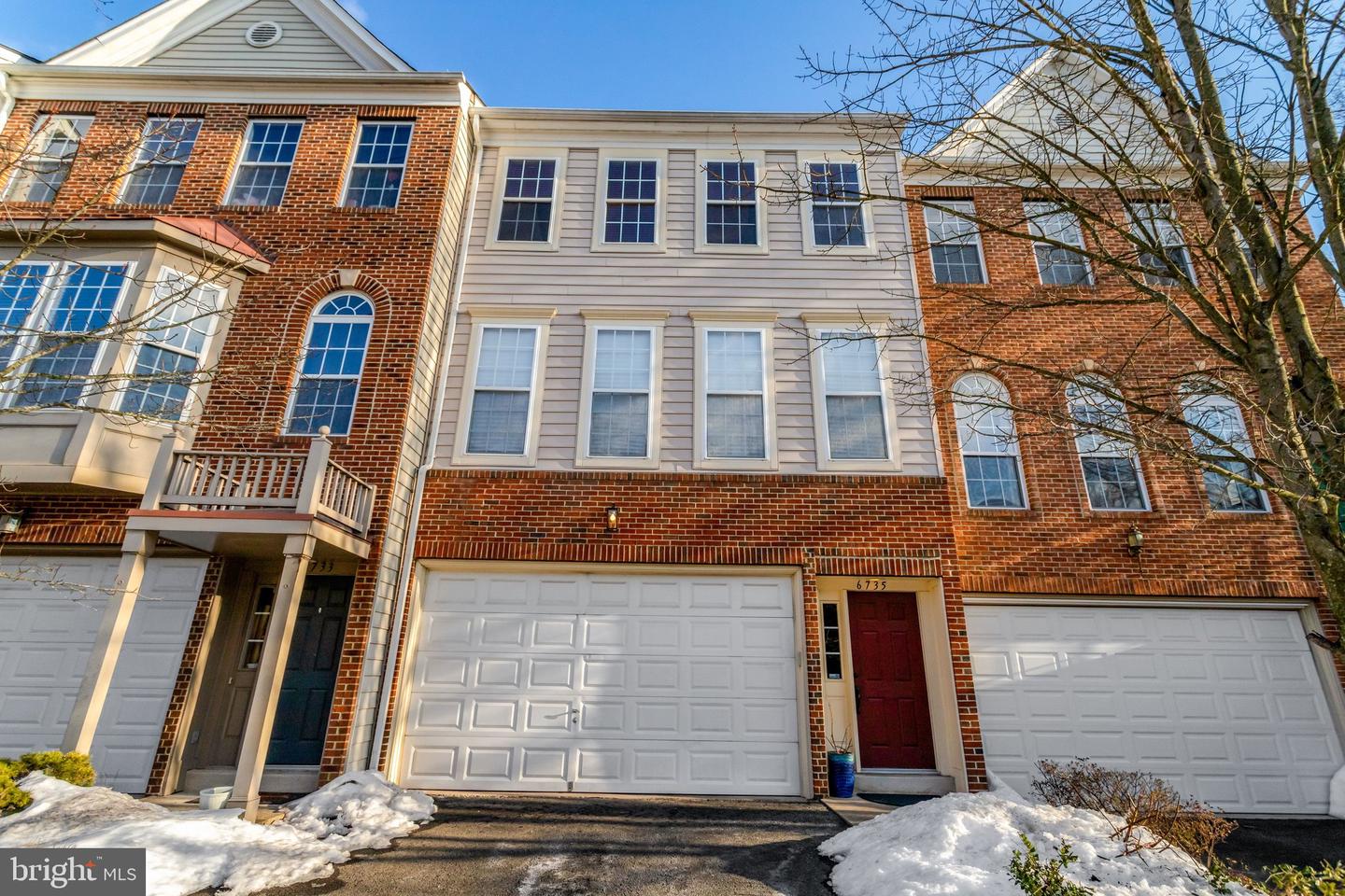6735 APPLEMINT LN, ALEXANDRIA, Virginia 22310, 3 Bedrooms Bedrooms, ,3 BathroomsBathrooms,Residential,For sale,6735 APPLEMINT LN,VAFX2289628 MLS # VAFX2289628
