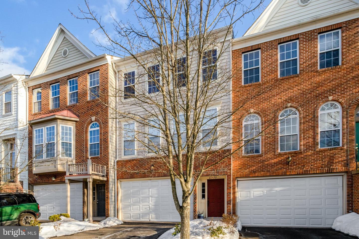 6735 APPLEMINT LN, ALEXANDRIA, Virginia 22310, 3 Bedrooms Bedrooms, ,3 BathroomsBathrooms,Residential,For sale,6735 APPLEMINT LN,VAFX2289628 MLS # VAFX2289628