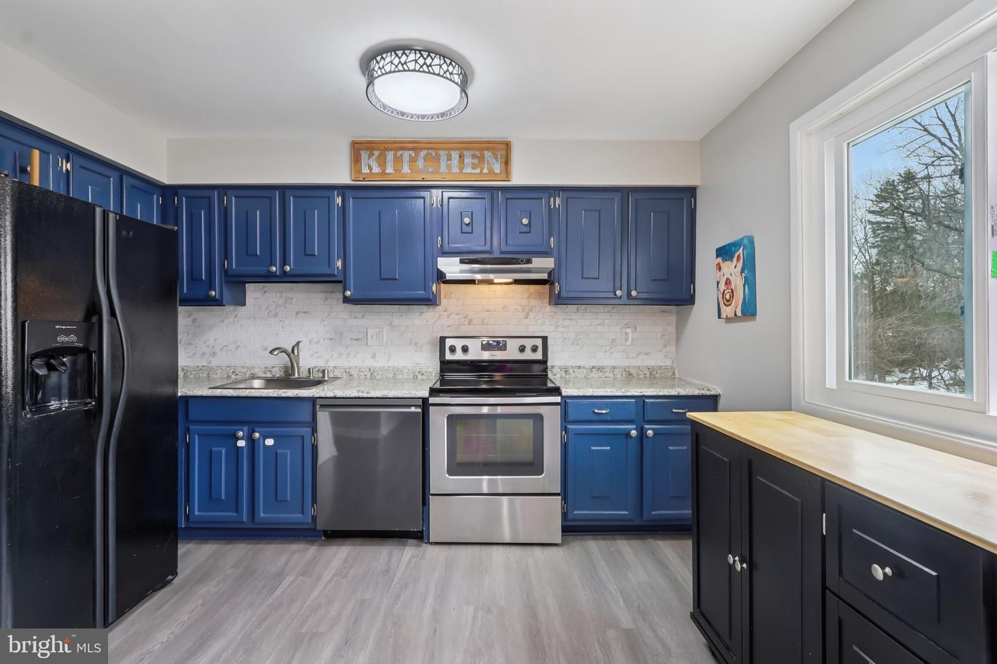 702 GILES PL, STERLING, Virginia 20164, 3 Bedrooms Bedrooms, ,2 BathroomsBathrooms,Residential,For sale,702 GILES PL,VALO2115460 MLS # VALO2115460