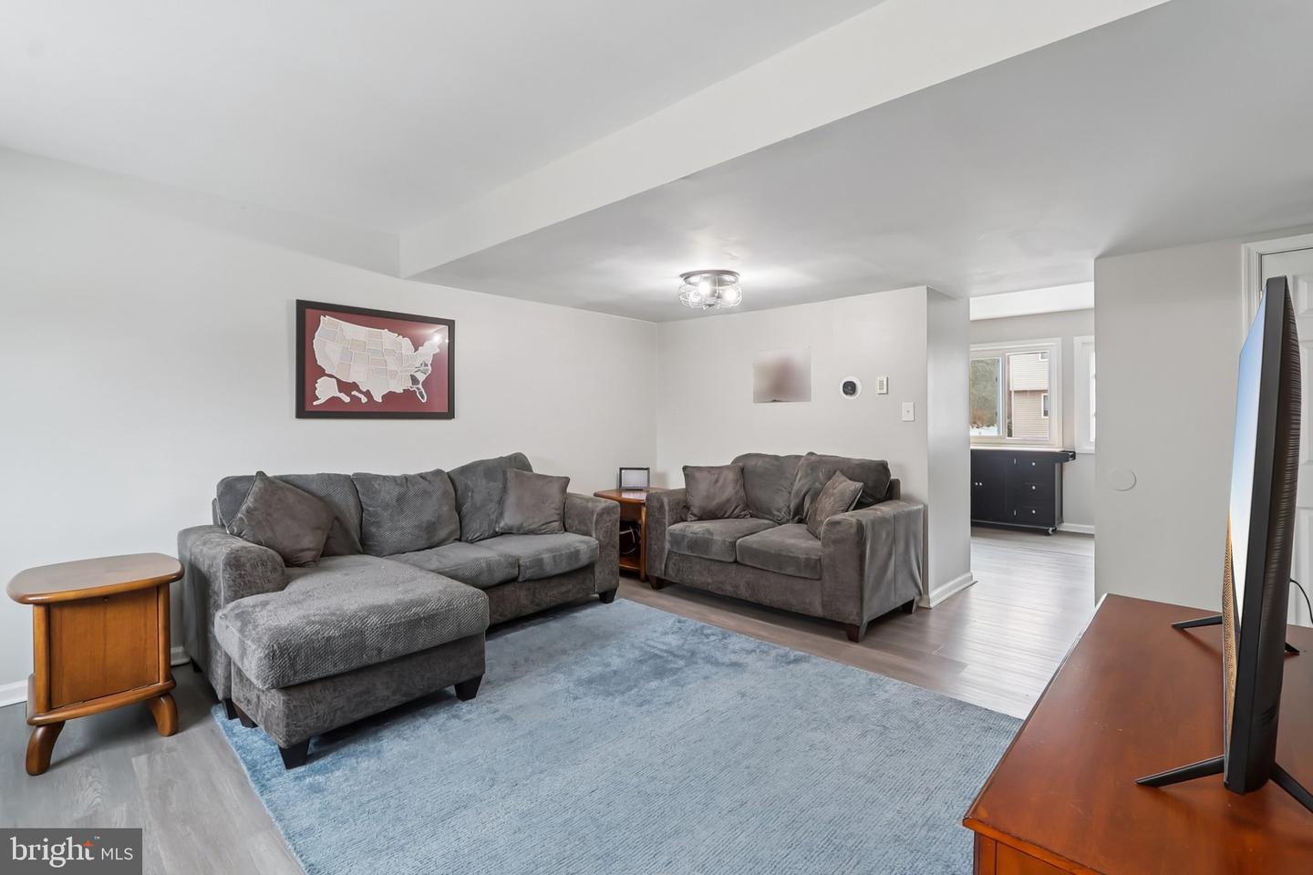 702 GILES PL, STERLING, Virginia 20164, 3 Bedrooms Bedrooms, ,2 BathroomsBathrooms,Residential,For sale,702 GILES PL,VALO2115460 MLS # VALO2115460