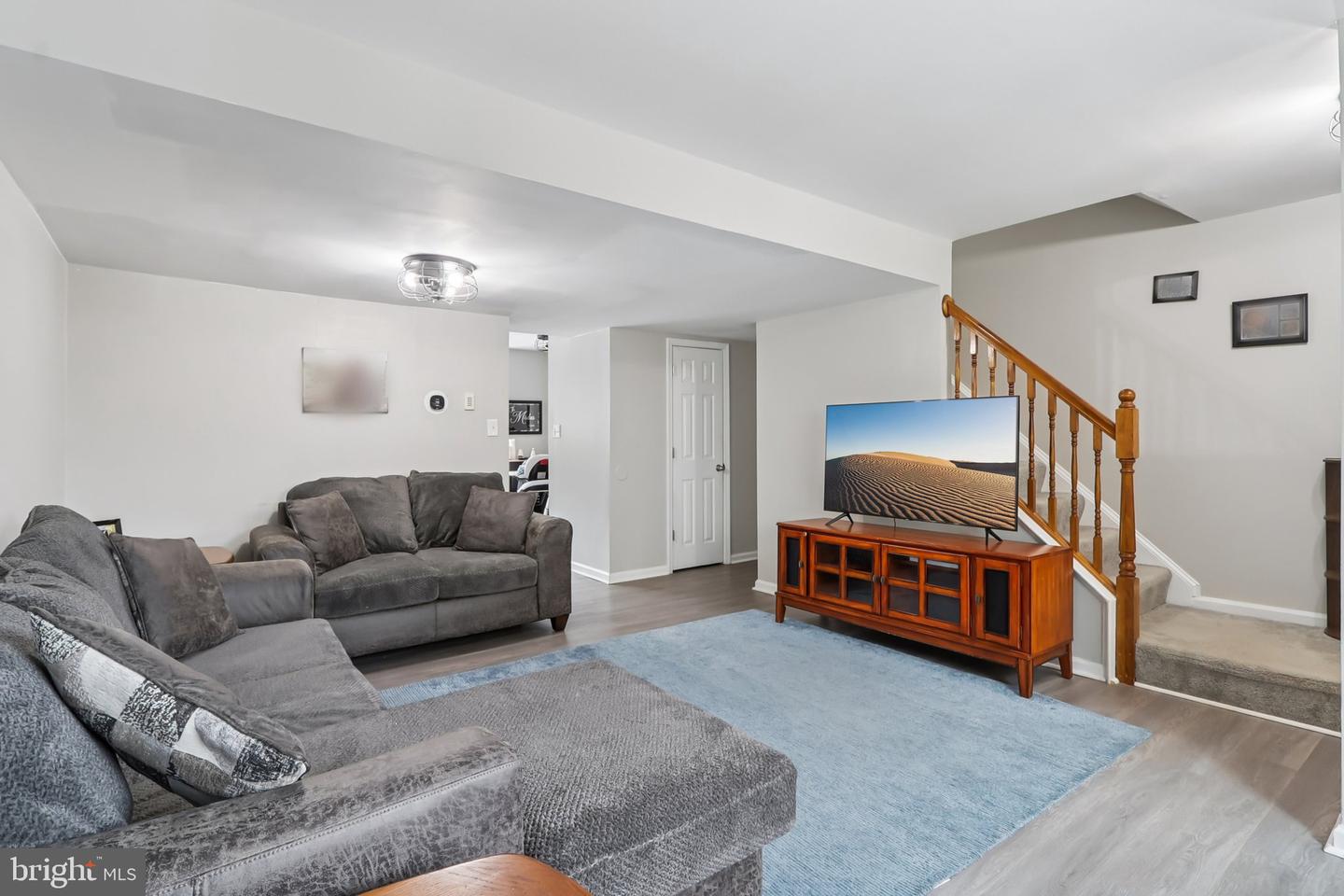 702 GILES PL, STERLING, Virginia 20164, 3 Bedrooms Bedrooms, ,2 BathroomsBathrooms,Residential,For sale,702 GILES PL,VALO2115460 MLS # VALO2115460