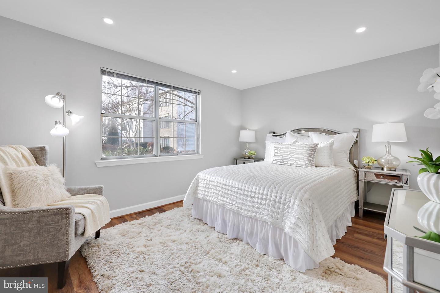 7746 NEW PROVIDENCE DR #93, FALLS CHURCH, Virginia 22042, 3 Bedrooms Bedrooms, ,2 BathroomsBathrooms,Residential,For sale,7746 NEW PROVIDENCE DR #93,VAFX2289744 MLS # VAFX2289744