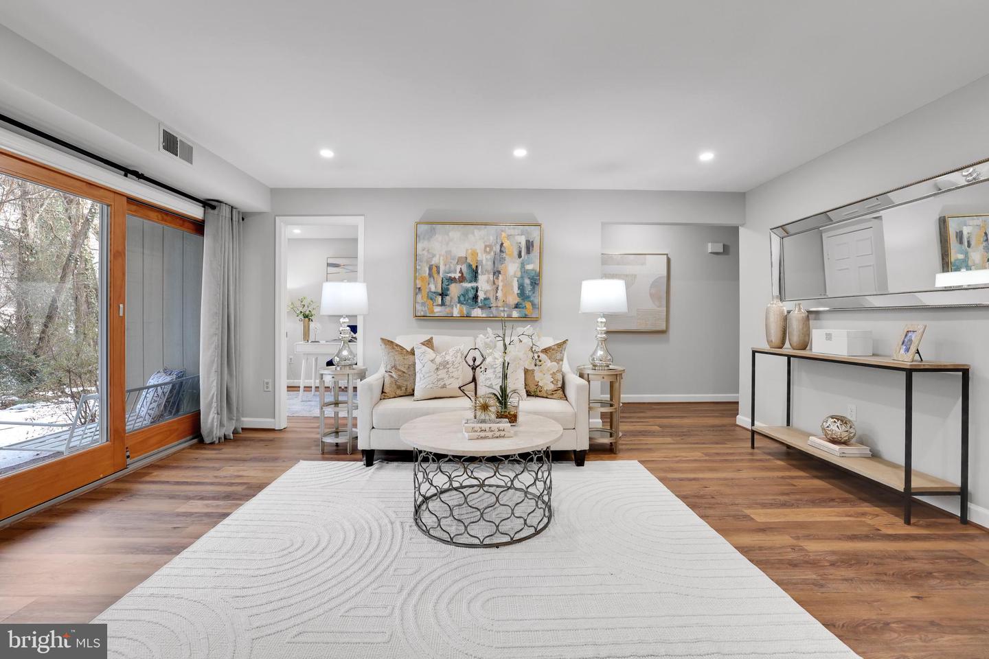 7746 NEW PROVIDENCE DR #93, FALLS CHURCH, Virginia 22042, 3 Bedrooms Bedrooms, ,2 BathroomsBathrooms,Residential,For sale,7746 NEW PROVIDENCE DR #93,VAFX2289744 MLS # VAFX2289744