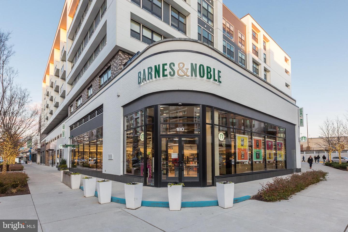 7746 NEW PROVIDENCE DR #93, FALLS CHURCH, Virginia 22042, 3 Bedrooms Bedrooms, ,2 BathroomsBathrooms,Residential,For sale,7746 NEW PROVIDENCE DR #93,VAFX2289744 MLS # VAFX2289744