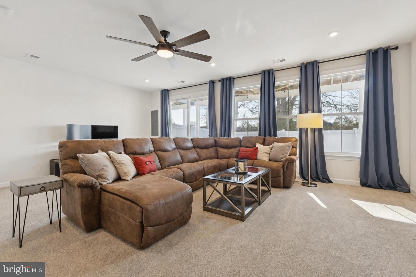 8102 ZOE PL, ALEXANDRIA, Virginia 22306, 3 Bedrooms Bedrooms, ,3 BathroomsBathrooms,Residential,For sale,8102 ZOE PL,VAFX2289760 MLS # VAFX2289760