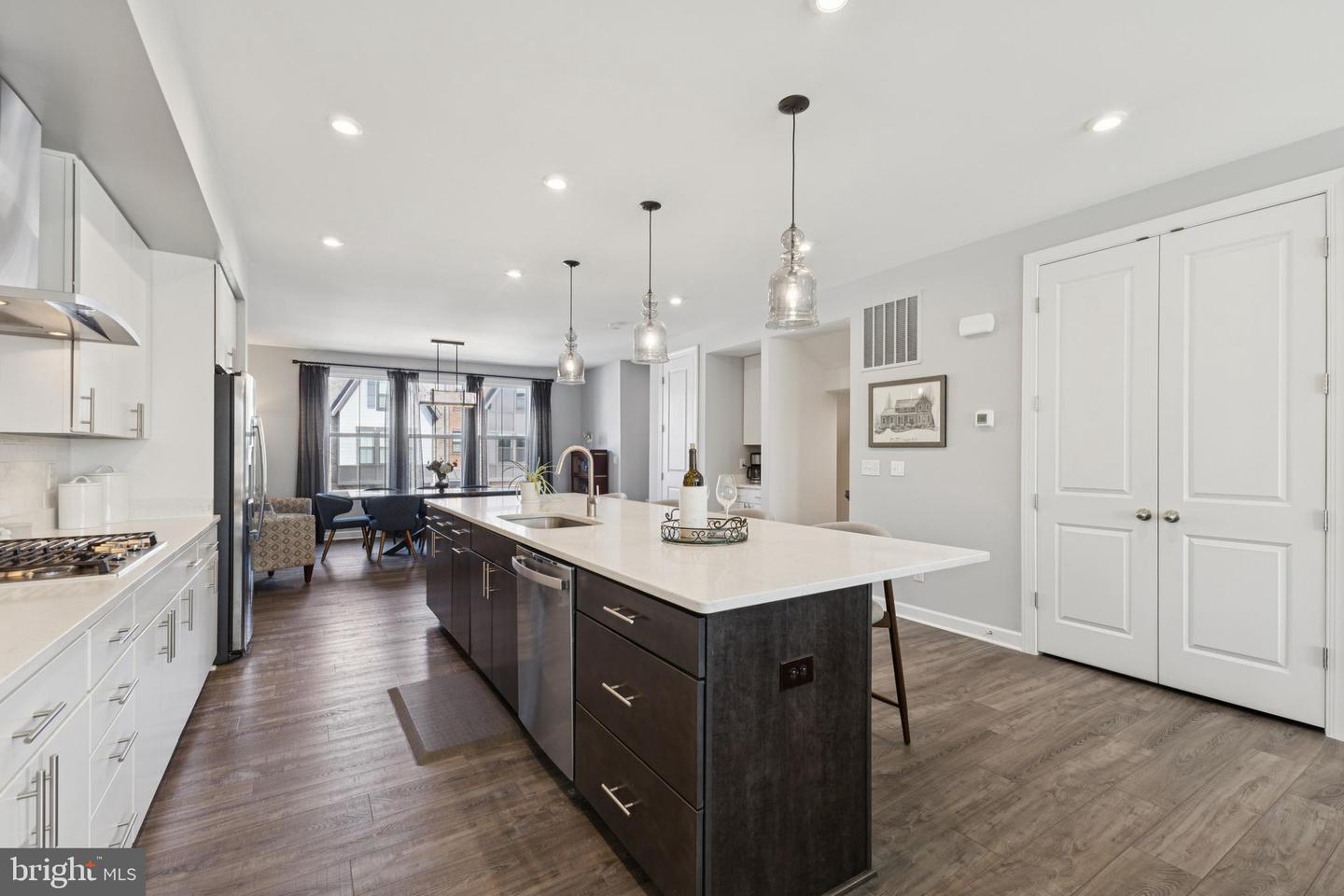 8102 ZOE PL, ALEXANDRIA, Virginia 22306, 3 Bedrooms Bedrooms, ,3 BathroomsBathrooms,Residential,For sale,8102 ZOE PL,VAFX2289760 MLS # VAFX2289760