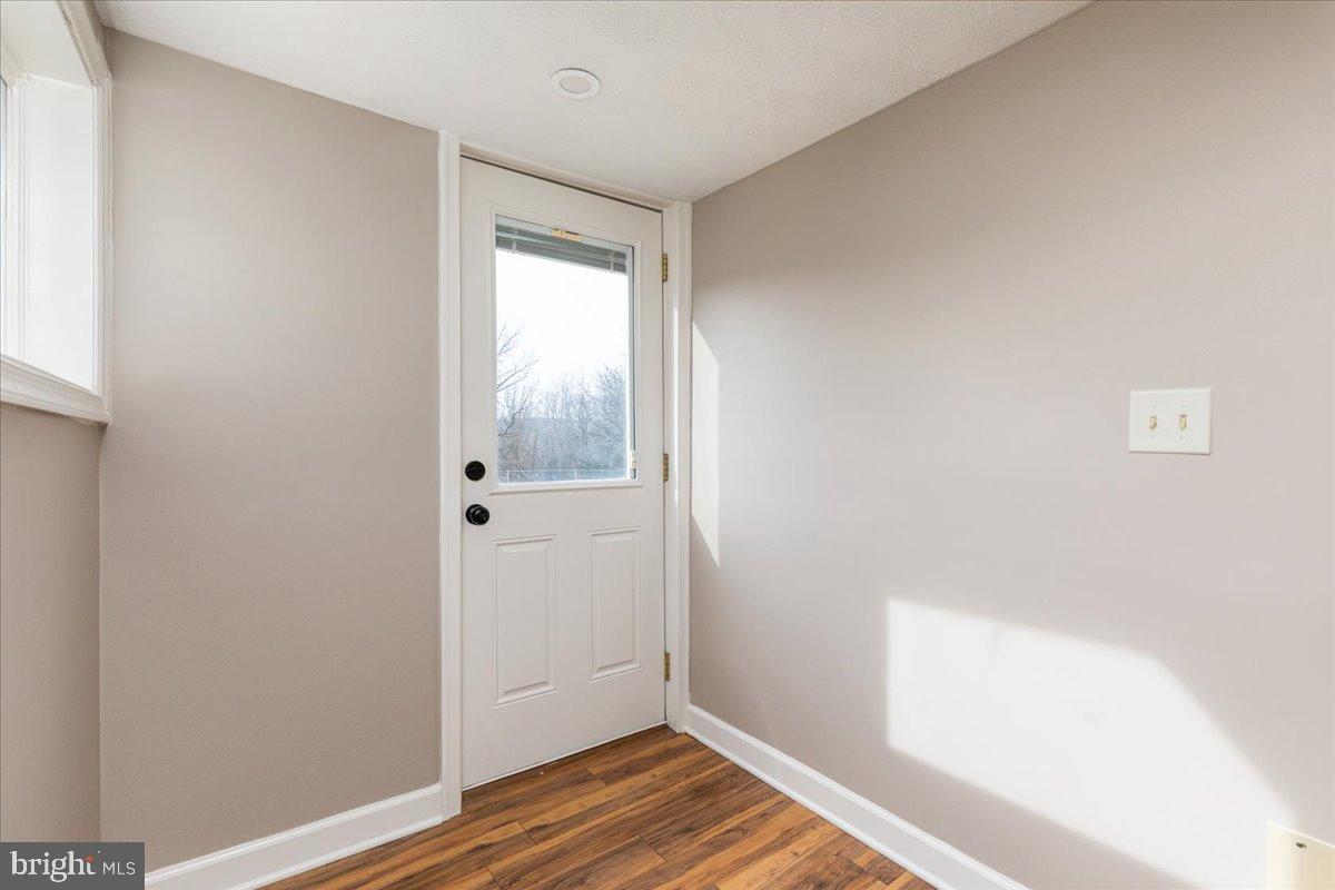 961 W MAIN ST, STANLEY, Virginia 22851, 3 Bedrooms Bedrooms, 5 Rooms Rooms,2 BathroomsBathrooms,Residential,For sale,961 W MAIN ST,VAPA2006018 MLS # VAPA2006018