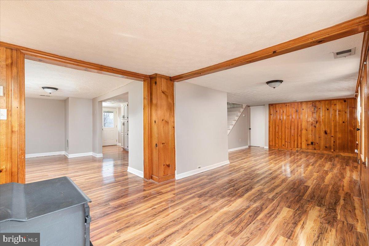 961 W MAIN ST, STANLEY, Virginia 22851, 3 Bedrooms Bedrooms, 5 Rooms Rooms,2 BathroomsBathrooms,Residential,For sale,961 W MAIN ST,VAPA2006018 MLS # VAPA2006018