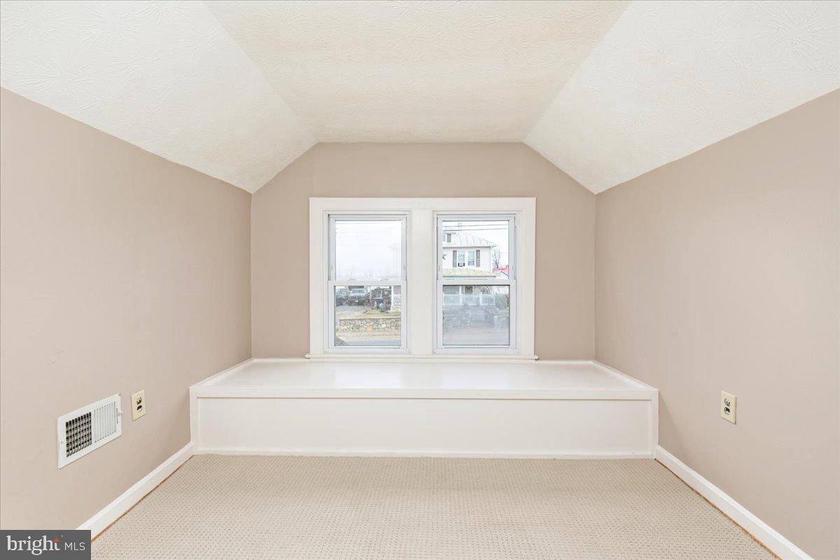 961 W MAIN ST, STANLEY, Virginia 22851, 3 Bedrooms Bedrooms, 5 Rooms Rooms,2 BathroomsBathrooms,Residential,For sale,961 W MAIN ST,VAPA2006018 MLS # VAPA2006018