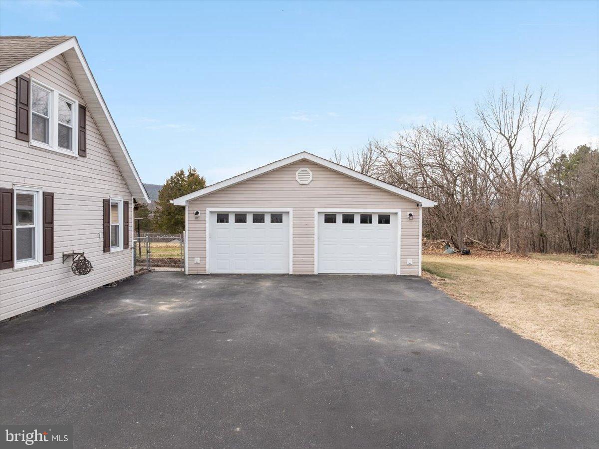 961 W MAIN ST, STANLEY, Virginia 22851, 3 Bedrooms Bedrooms, 5 Rooms Rooms,2 BathroomsBathrooms,Residential,For sale,961 W MAIN ST,VAPA2006018 MLS # VAPA2006018