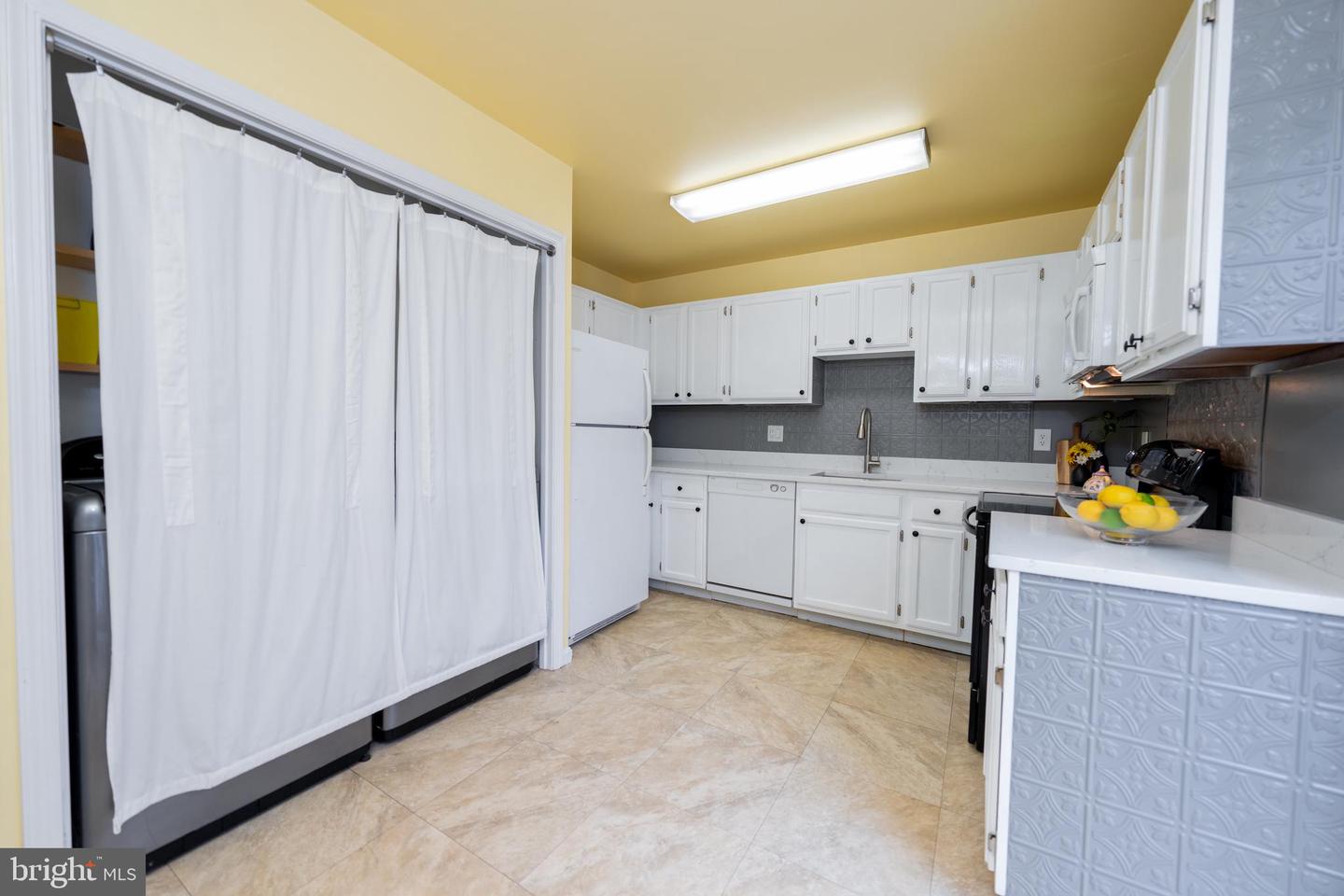 5919 FIRST LANDING WAY #183, BURKE, Virginia 22015, 2 Bedrooms Bedrooms, ,1 BathroomBathrooms,Residential,For sale,5919 FIRST LANDING WAY #183,VAFX2289802 MLS # VAFX2289802