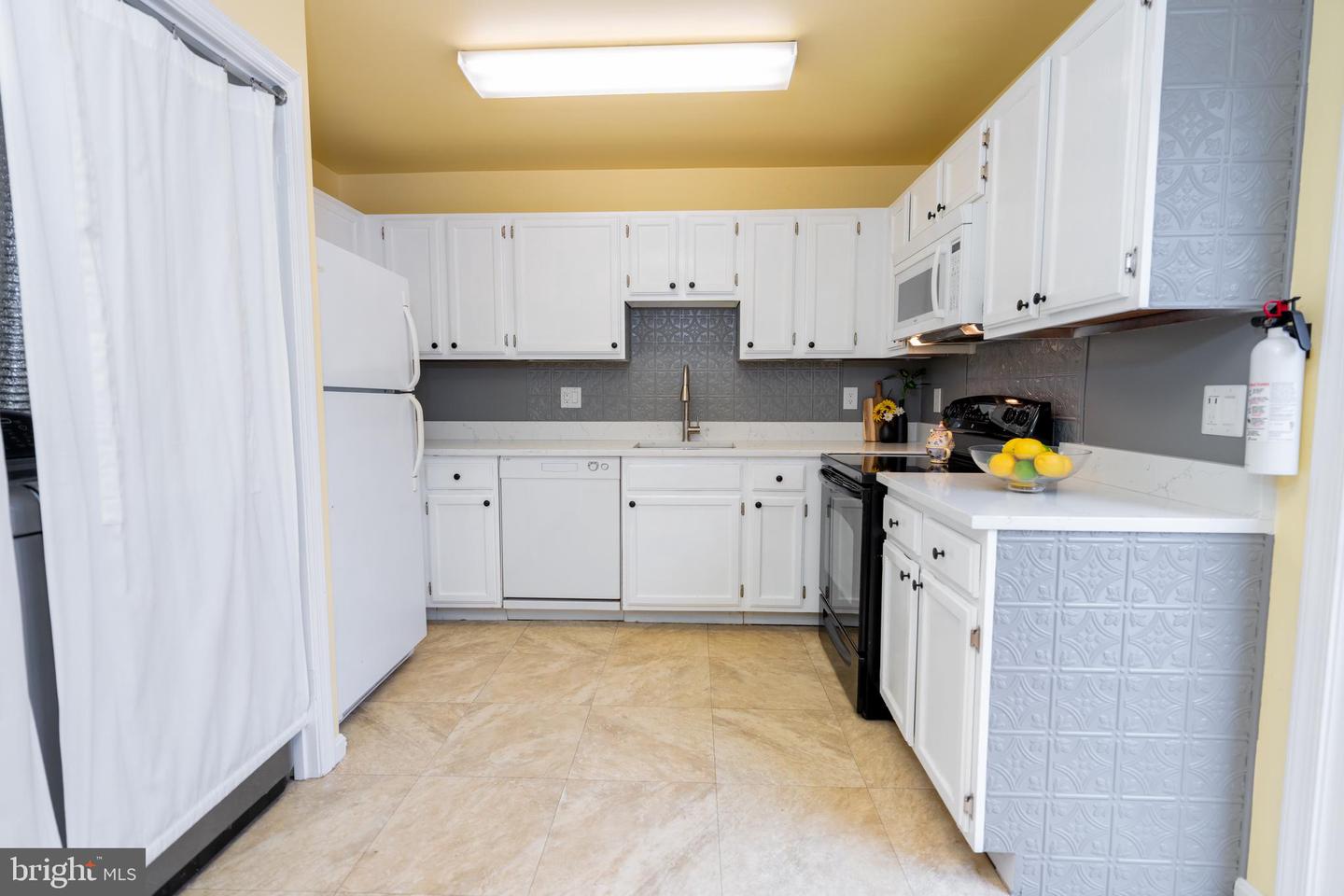 5919 FIRST LANDING WAY #183, BURKE, Virginia 22015, 2 Bedrooms Bedrooms, ,1 BathroomBathrooms,Residential,For sale,5919 FIRST LANDING WAY #183,VAFX2289802 MLS # VAFX2289802