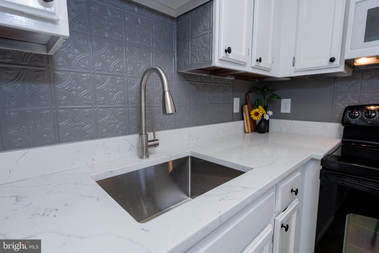 5919 FIRST LANDING WAY #183, BURKE, Virginia 22015, 2 Bedrooms Bedrooms, ,1 BathroomBathrooms,Residential,For sale,5919 FIRST LANDING WAY #183,VAFX2289802 MLS # VAFX2289802