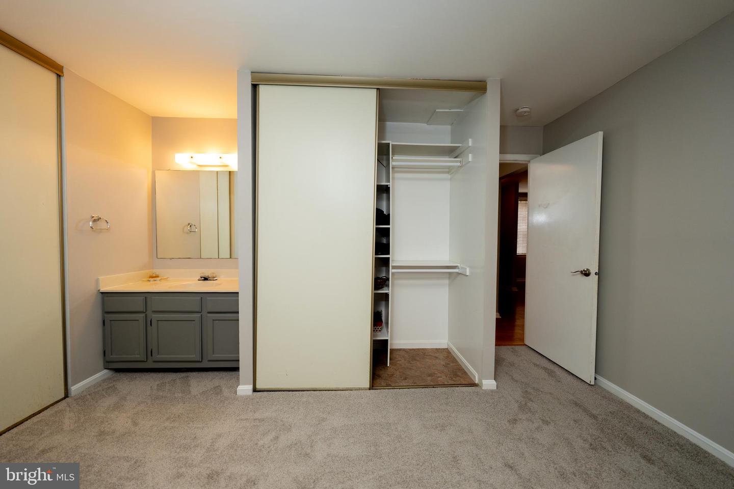 5919 FIRST LANDING WAY #183, BURKE, Virginia 22015, 2 Bedrooms Bedrooms, ,1 BathroomBathrooms,Residential,For sale,5919 FIRST LANDING WAY #183,VAFX2289802 MLS # VAFX2289802