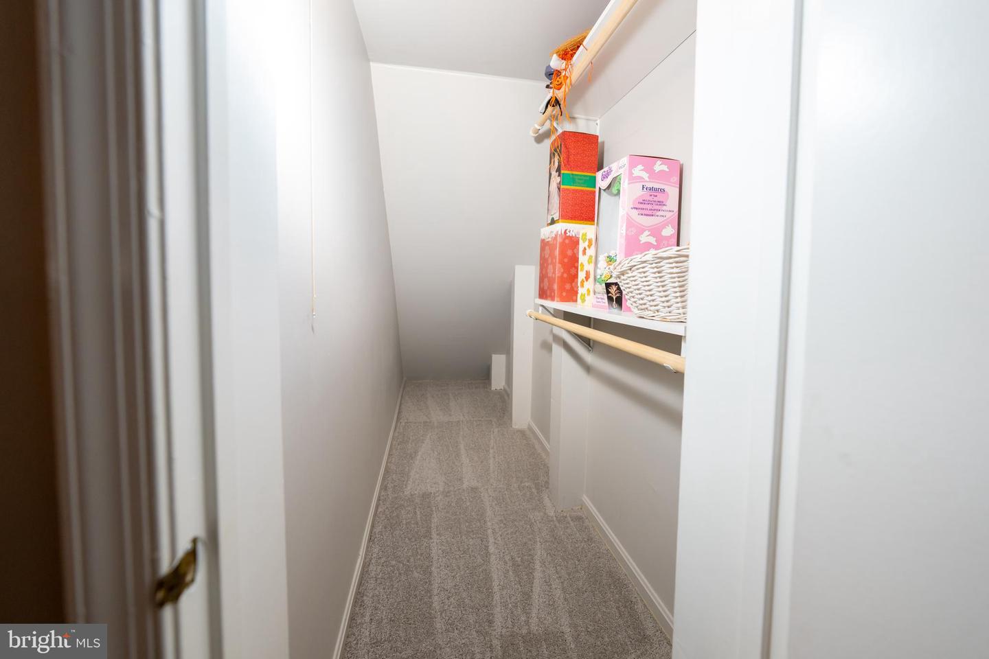 5919 FIRST LANDING WAY #183, BURKE, Virginia 22015, 2 Bedrooms Bedrooms, ,1 BathroomBathrooms,Residential,For sale,5919 FIRST LANDING WAY #183,VAFX2289802 MLS # VAFX2289802