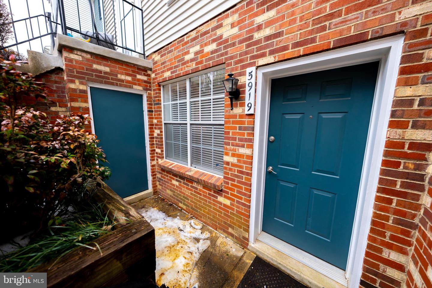 5919 FIRST LANDING WAY #183, BURKE, Virginia 22015, 2 Bedrooms Bedrooms, ,1 BathroomBathrooms,Residential,For sale,5919 FIRST LANDING WAY #183,VAFX2289802 MLS # VAFX2289802