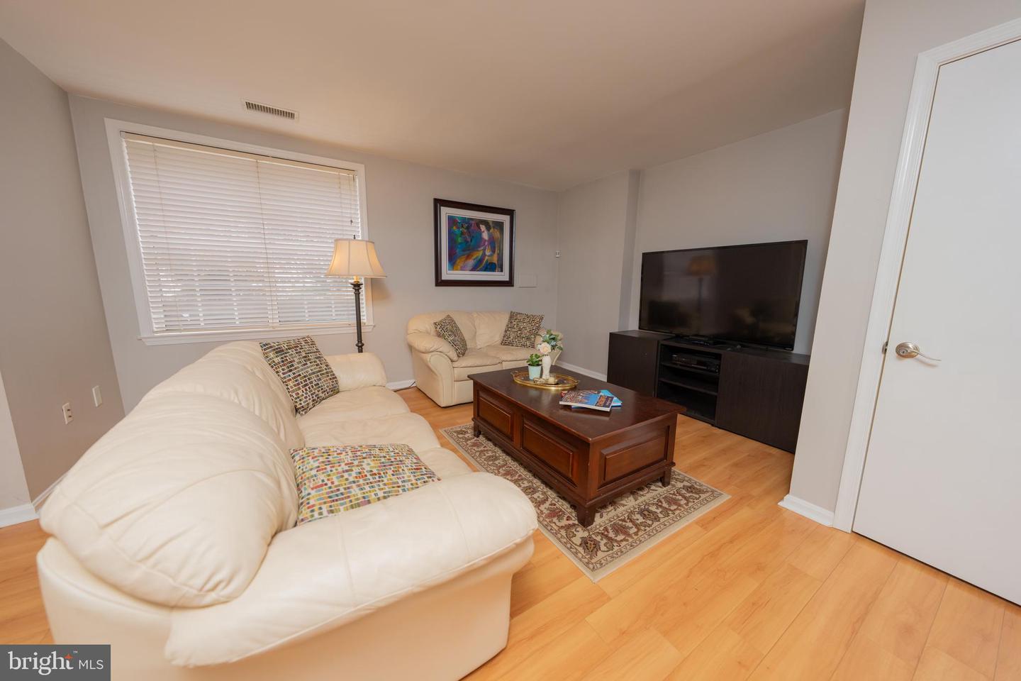 5919 FIRST LANDING WAY #183, BURKE, Virginia 22015, 2 Bedrooms Bedrooms, ,1 BathroomBathrooms,Residential,For sale,5919 FIRST LANDING WAY #183,VAFX2289802 MLS # VAFX2289802