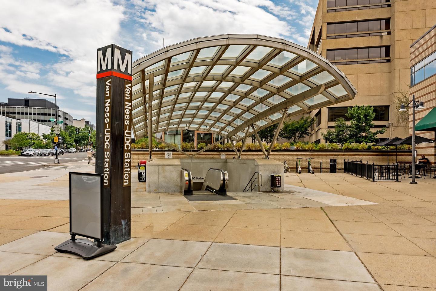 3690 38TH ST NW #C237, WASHINGTON, District Of Columbia 20016, 2 Bedrooms Bedrooms, ,1 BathroomBathrooms,Residential,For sale,3690 38TH ST NW #C237,DCDC2245220 MLS # DCDC2245220