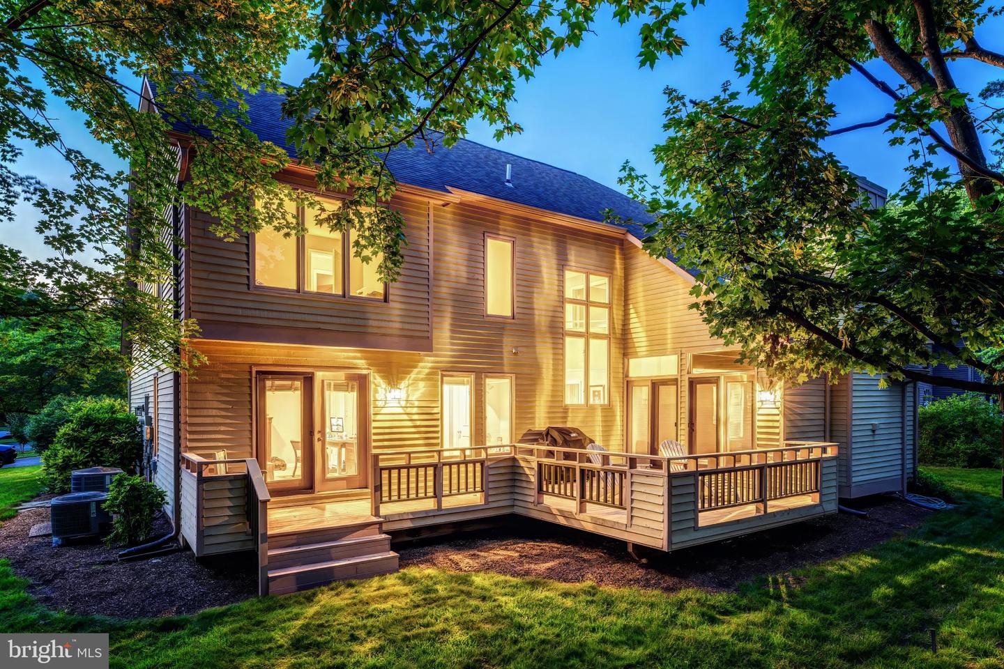 12021 WALNUT BRANCH RD, RESTON, Virginia 20194, 5 Bedrooms Bedrooms, ,4 BathroomsBathrooms,Residential,For sale,12021 WALNUT BRANCH RD,VAFX2289818 MLS # VAFX2289818 12021 WALNUT BRANCH RD, RESTON, Virginia 20194, 5 Bedrooms Bedrooms, ,4 BathroomsBathrooms,Residential,For sale,12021 WALNUT BRANCH RD,VAFX2289818 MLS # VAFX2289818