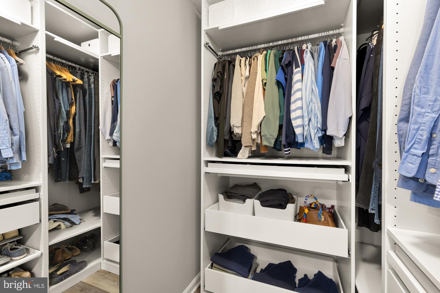 2221 LOVEDALE LN #202B, RESTON, Virginia 20191, 2 Bedrooms Bedrooms, ,1 BathroomBathrooms,Residential,For sale,2221 LOVEDALE LN #202B,VAFX2289828 MLS # VAFX2289828