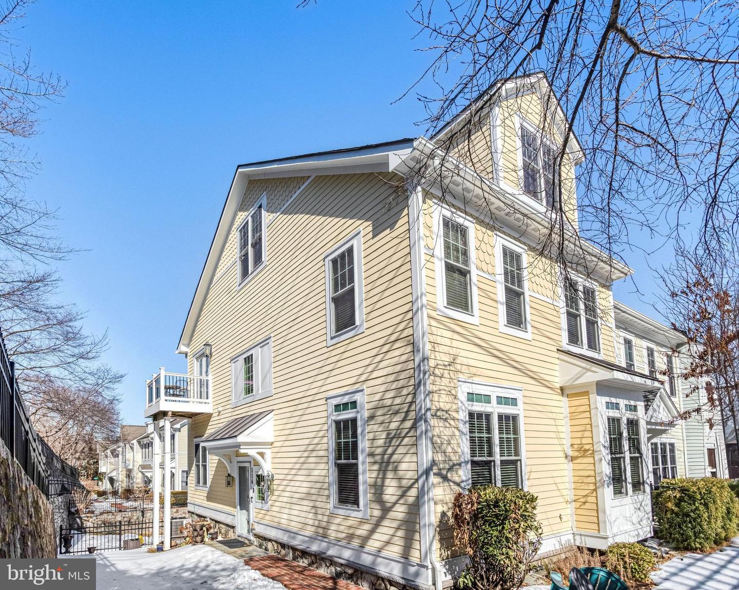 114 MOUNT HIGH ST, OCCOQUAN, Virginia 22125, 3 Bedrooms Bedrooms, ,3 BathroomsBathrooms,Residential,For sale,114 MOUNT HIGH ST,VAPW2112128 MLS # VAPW2112128