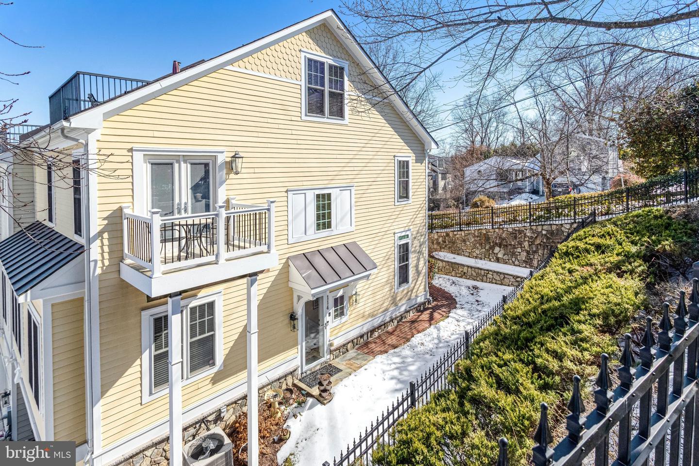 114 MOUNT HIGH ST, OCCOQUAN, Virginia 22125, 3 Bedrooms Bedrooms, ,3 BathroomsBathrooms,Residential,For sale,114 MOUNT HIGH ST,VAPW2112128 MLS # VAPW2112128