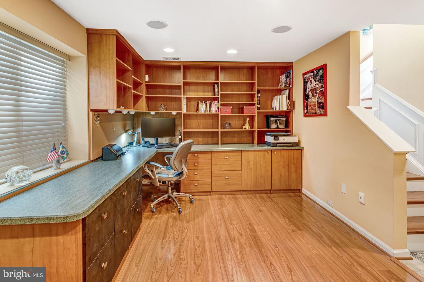 114 MOUNT HIGH ST, OCCOQUAN, Virginia 22125, 3 Bedrooms Bedrooms, ,3 BathroomsBathrooms,Residential,For sale,114 MOUNT HIGH ST,VAPW2112128 MLS # VAPW2112128