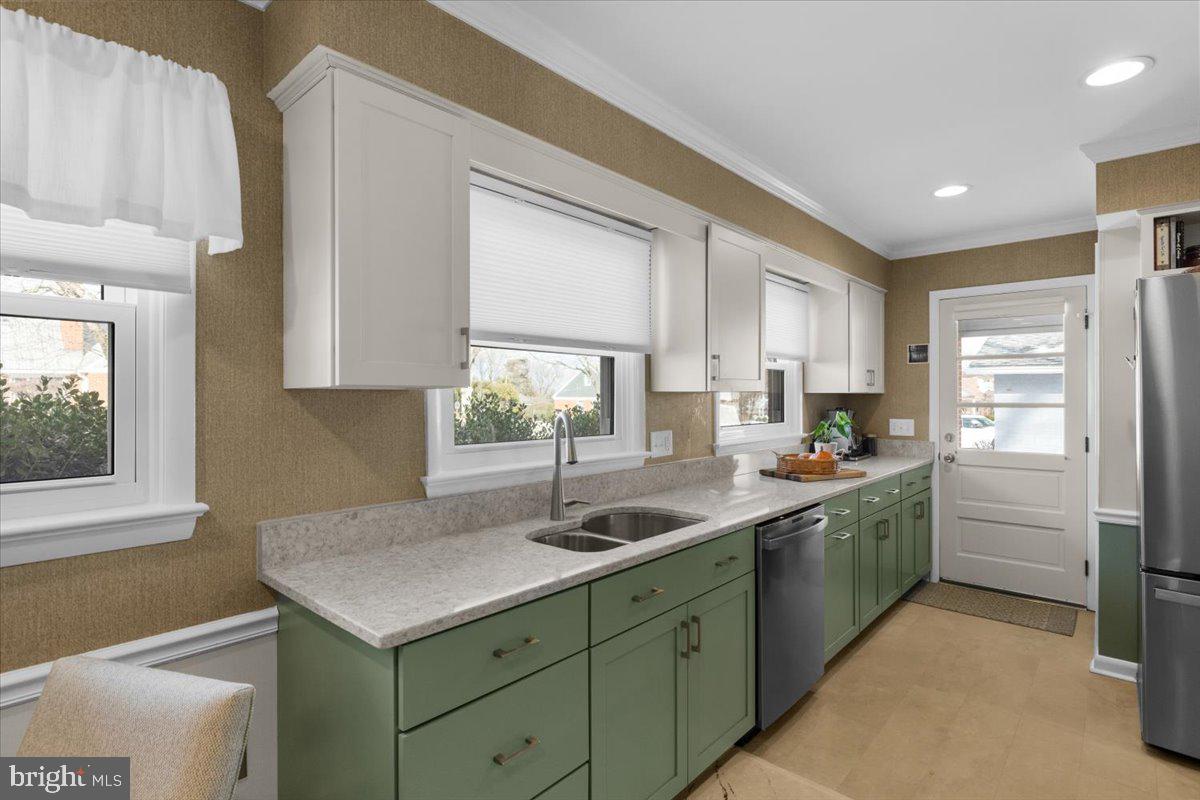 425 BRIARMONT DR, WINCHESTER, Virginia 22601, 3 Bedrooms Bedrooms, ,2 BathroomsBathrooms,Residential,For sale,425 BRIARMONT DR,VAWI2009926 MLS # VAWI2009926