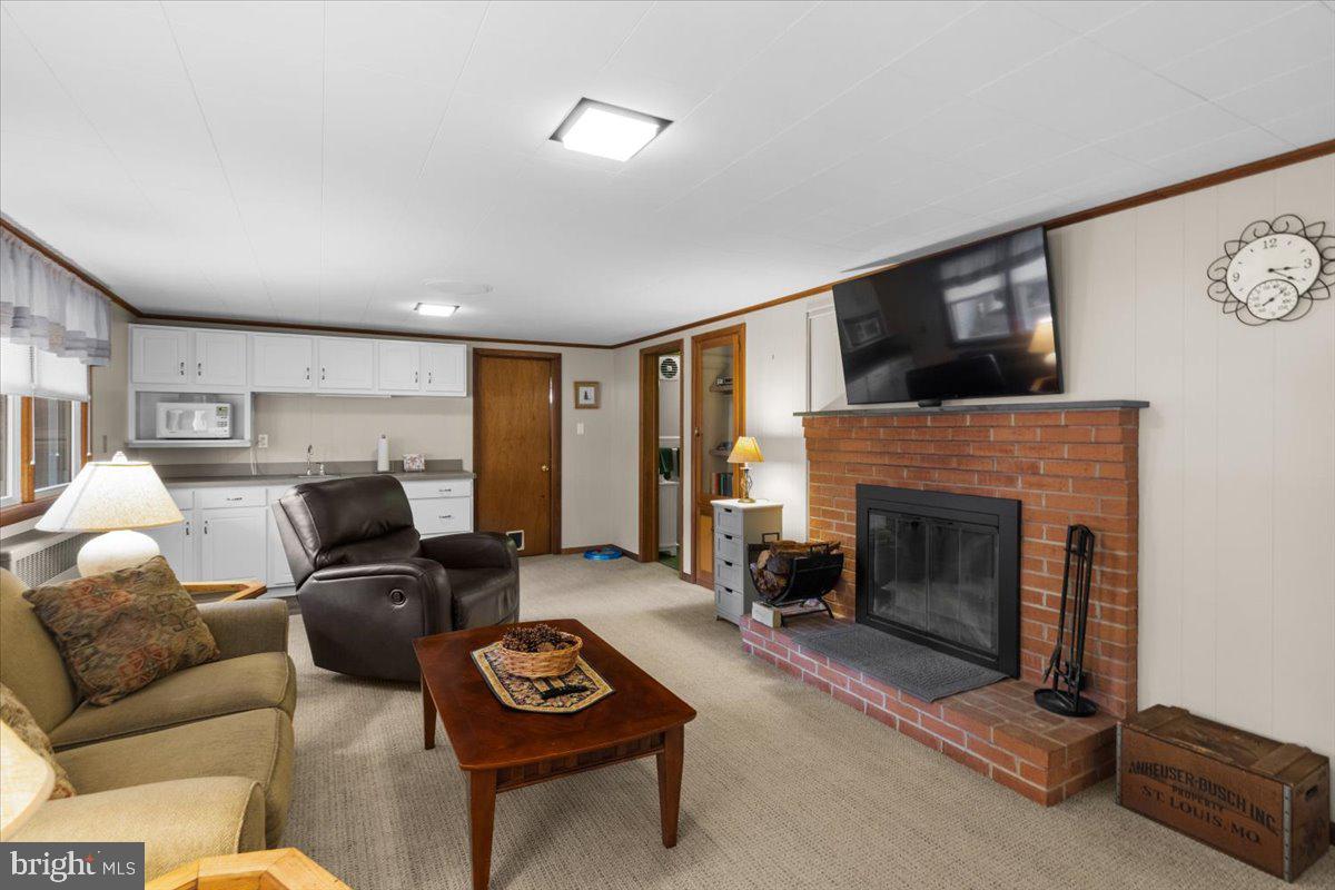 425 BRIARMONT DR, WINCHESTER, Virginia 22601, 3 Bedrooms Bedrooms, ,2 BathroomsBathrooms,Residential,For sale,425 BRIARMONT DR,VAWI2009926 MLS # VAWI2009926