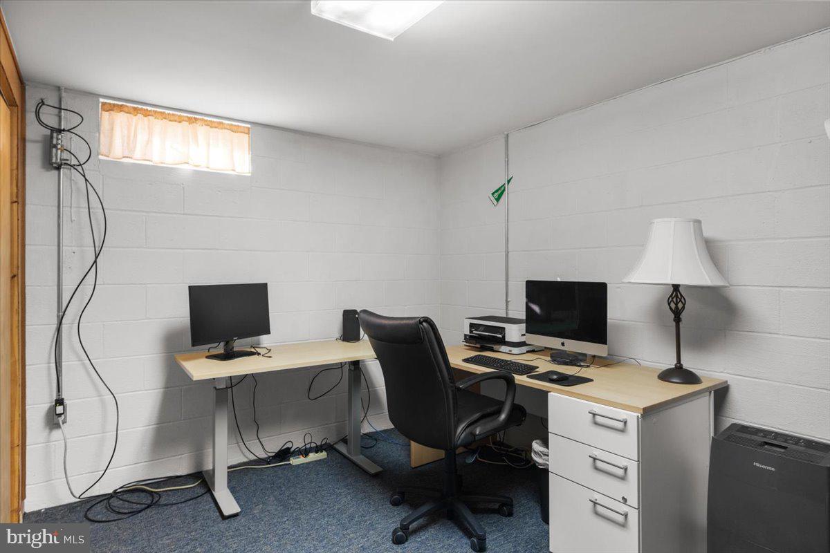 425 BRIARMONT DR, WINCHESTER, Virginia 22601, 3 Bedrooms Bedrooms, ,2 BathroomsBathrooms,Residential,For sale,425 BRIARMONT DR,VAWI2009926 MLS # VAWI2009926