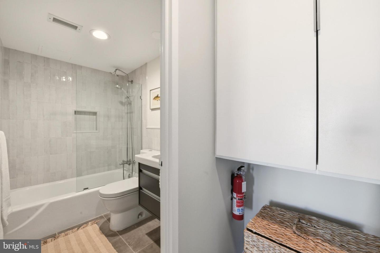 1245 4TH ST SW #E805, WASHINGTON, District Of Columbia 20024, 1 Bedroom Bedrooms, ,1 BathroomBathrooms,Residential,For sale,1245 4TH ST SW #E805,DCDC2245328 MLS # DCDC2245328