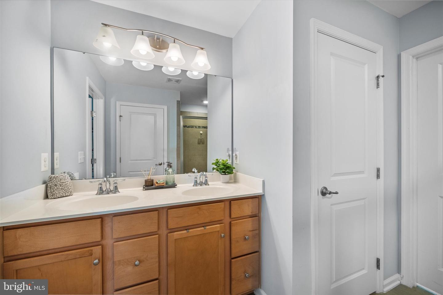 6841 LAKE ANNE CT, WARRENTON, Virginia 20187, 4 Bedrooms Bedrooms, ,3 BathroomsBathrooms,Residential,For sale,6841 LAKE ANNE CT,VAFQ2020492 MLS # VAFQ2020492 6841 LAKE ANNE CT, WARRENTON, Virginia 20187, 4 Bedrooms Bedrooms, ,3 BathroomsBathrooms,Residential,For sale,6841 LAKE ANNE CT,VAFQ2020492 MLS # VAFQ2020492