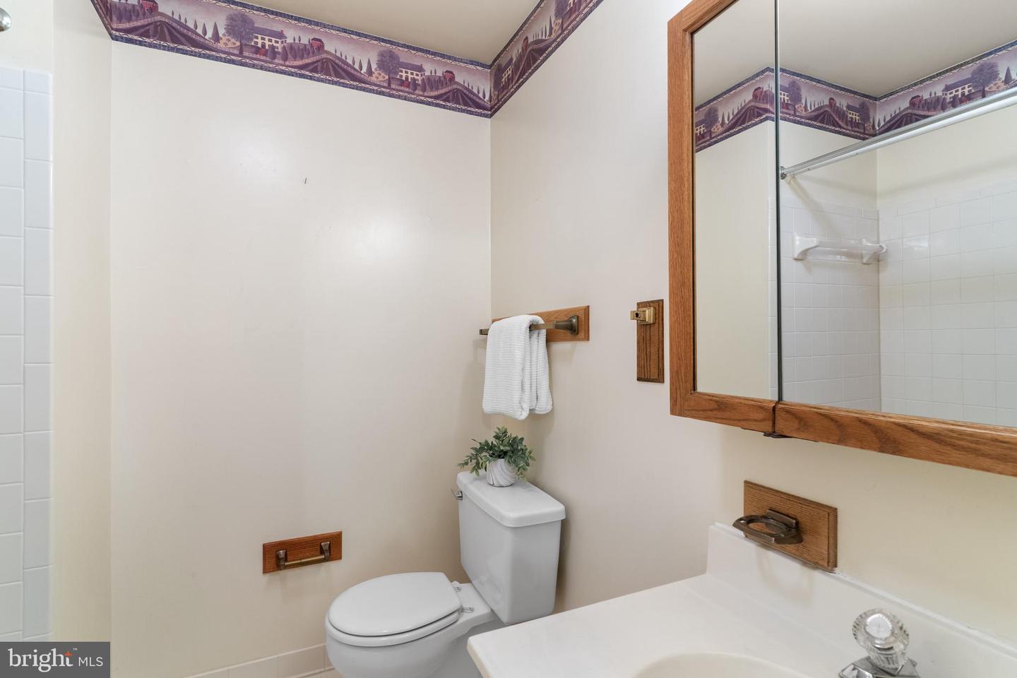 6506 STONEDALE LN, CLIFTON, Virginia 20124, 4 Bedrooms Bedrooms, ,3 BathroomsBathrooms,Residential,For sale,6506 STONEDALE LN,VAFX2290022 MLS # VAFX2290022 6506 STONEDALE LN, CLIFTON, Virginia 20124, 4 Bedrooms Bedrooms, ,3 BathroomsBathrooms,Residential,For sale,6506 STONEDALE LN,VAFX2290022 MLS # VAFX2290022