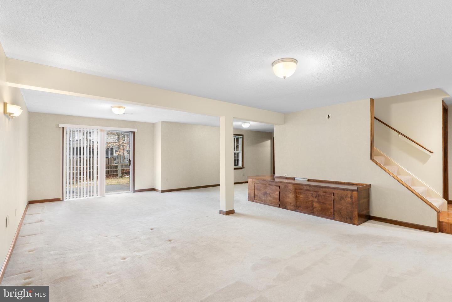 6506 STONEDALE LN, CLIFTON, Virginia 20124, 4 Bedrooms Bedrooms, ,3 BathroomsBathrooms,Residential,For sale,6506 STONEDALE LN,VAFX2290022 MLS # VAFX2290022 6506 STONEDALE LN, CLIFTON, Virginia 20124, 4 Bedrooms Bedrooms, ,3 BathroomsBathrooms,Residential,For sale,6506 STONEDALE LN,VAFX2290022 MLS # VAFX2290022